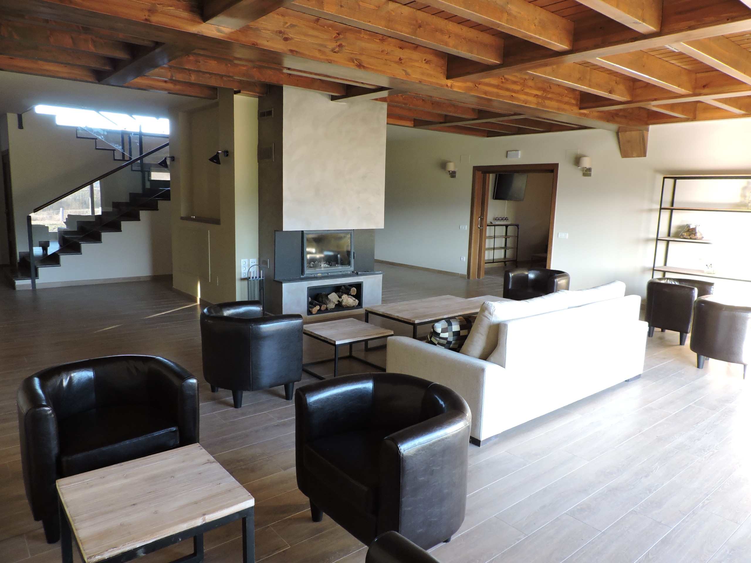 saló planta baixa amb vistes